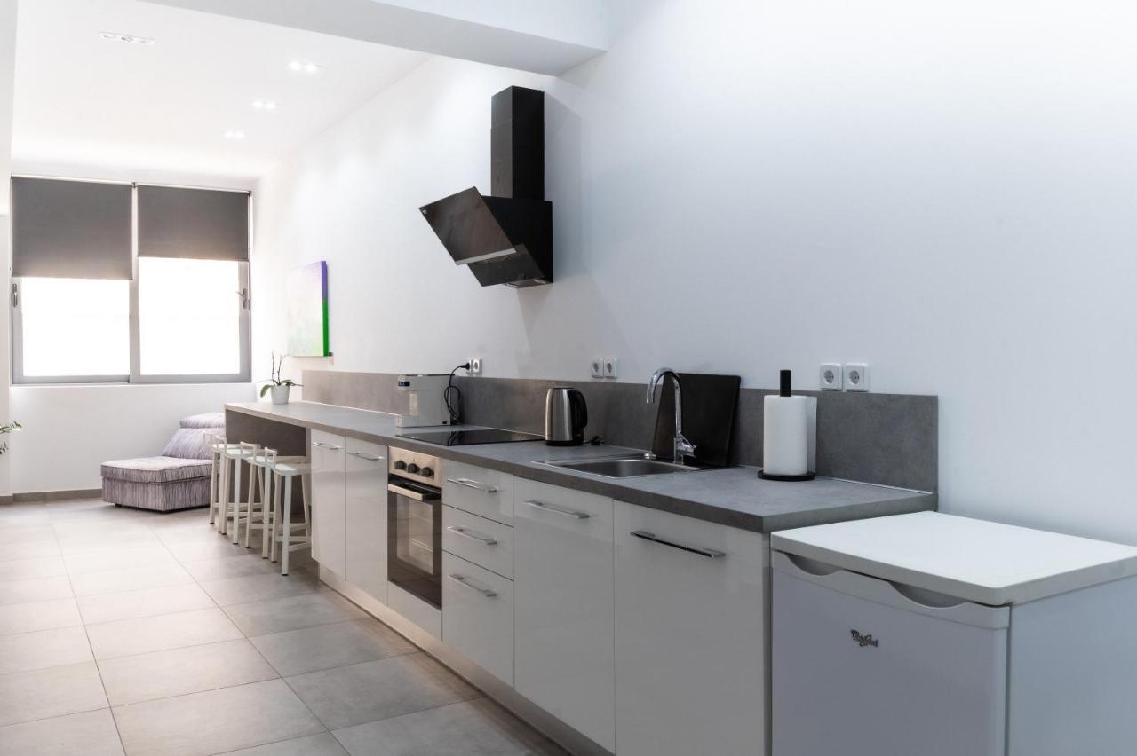 Hermes Apartments Афины Экстерьер фото