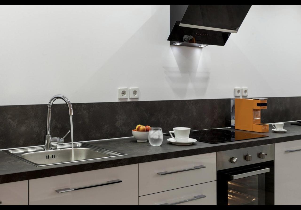 Hermes Apartments Афины Экстерьер фото